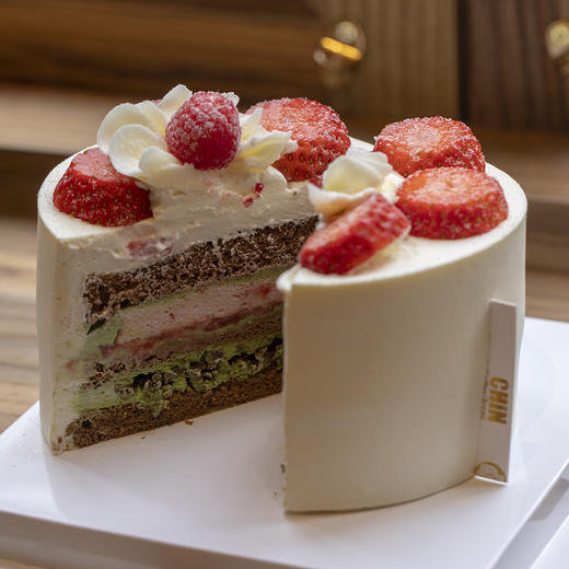 开心果草莓蛋糕（时令） 商品图1