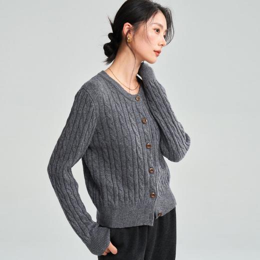 【高货sh】全新升级【铂金会员238/天猫319/差价81】(21200) 洛诗琳针织粗棒针宽松时尚毛衣慵懒风绞花圣诞红开衫上衣 商品图2