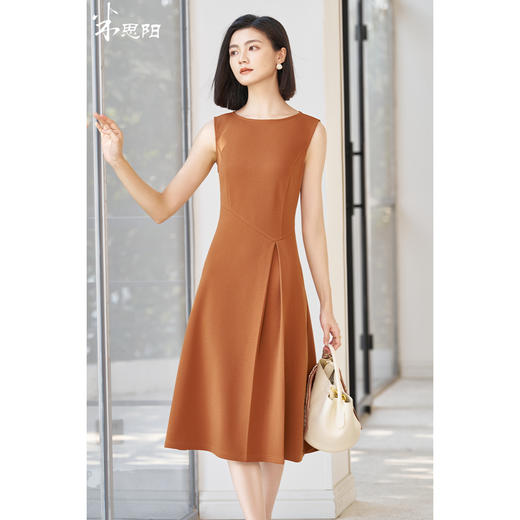 「海蓝序曲」无袖连衣裙 米思阳2026春季无袖修身显瘦圆领大摆裙简约连衣裙女4353 商品图1