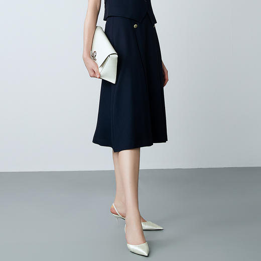 EITIE爱特爱春季新款气质垂感A版显瘦半身裙7706409 商品图1