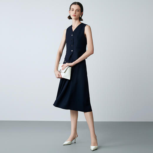 EITIE爱特爱春季新款气质垂感A版显瘦半身裙7706409 商品图3