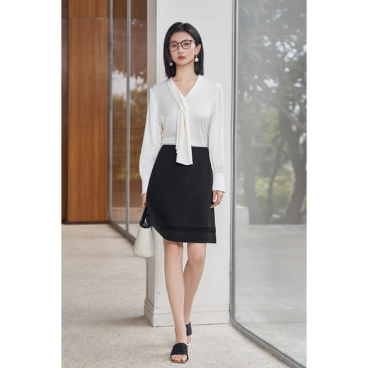 剩S 醋酸缎面垂感衬衫 米思阳2026春季新款轻奢高级感系带上衣女5992 商品图3