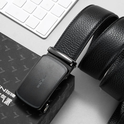 【婚礼季】柒牌男士皮带真皮腰带2025秋季新品商务休闲自动扣男款牛皮革裤带127P70050 商品图2
