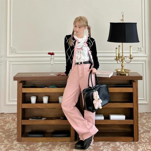 【伊泺杉 早春牛仔裤】春夏百搭色系 满足所有穿搭需求 阔腿直筒版型 修身又显瘦 面料柔软细腻又贴肤 商品图1