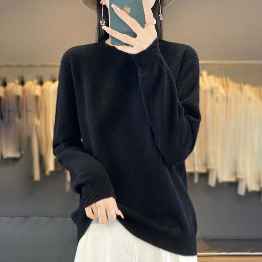 【清仓款！】YIMEN 一线成衣圆领卷边民族风针织衫 CM903 无缝技术0束缚，一线成衣，穿着无负担，安迪绒面料，触感软糯细腻，慵懒民族风情针织衫，袖口螺纹设计，更显气质；11色可选 商品图6