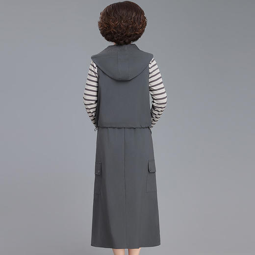 WZ-1787妈妈秋装时尚套装中老年春秋休闲夹克贵夫人气质针织上衣三件套女 商品图1