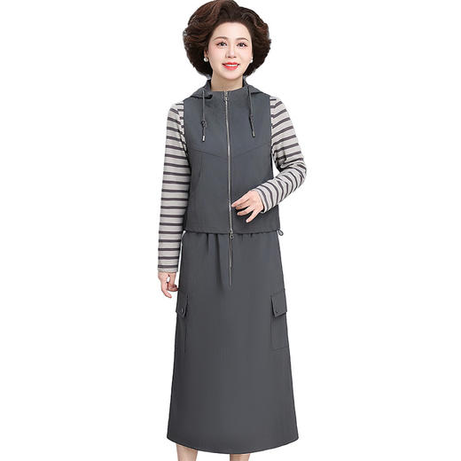 WZ-1787妈妈秋装时尚套装中老年春秋休闲夹克贵夫人气质针织上衣三件套女 商品图4