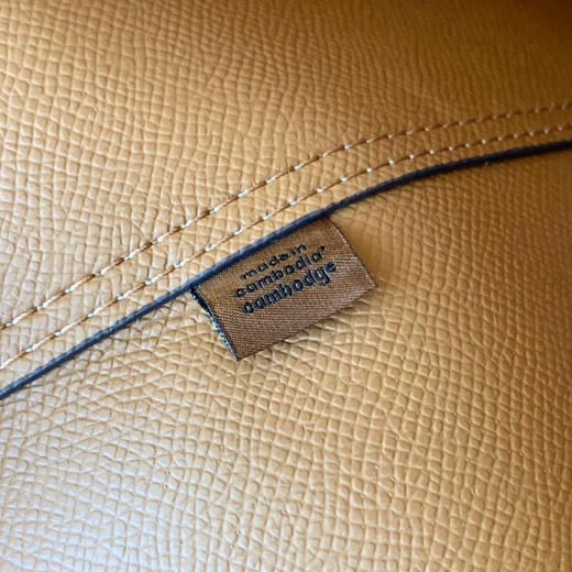 春季特惠💰450 蔻驰City托特包购物袋5696 吸扣设计新款女士托特包/手提/单肩 经典老花包身设计 商品图8