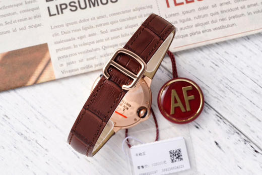 AF蜕变归来——卡地亚33mm蓝气球系列腕表
延续以往优异的产品质量更换全新包装和全新防伪标，让高品质更有识别性➕搭配正品一致的定制版CAL076一体瑞士机芯，正品original原版开模的copy❕ 商品图8