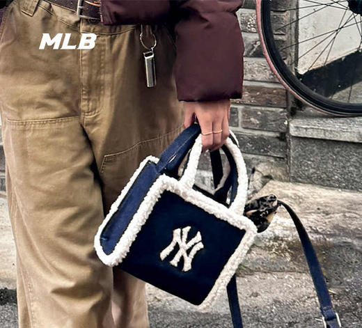 MLB毛绒大标时尚百搭手提包托特包3AORS0746【无货退款介意勿拍】 商品图0