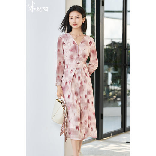 米思阳2026春季新款知性优雅气质玫瑰粉印花透气舒适连衣裙4932 商品图0