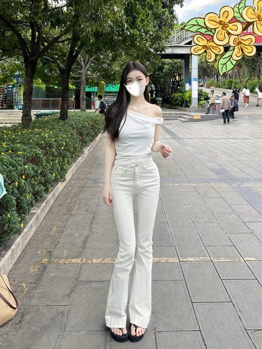 春夏少不了【白色牛仔微喇裤！】这条真绝了💕优雅知性 十 正式通勤 十 休闲穿搭都能轻松驾驭 商品图0