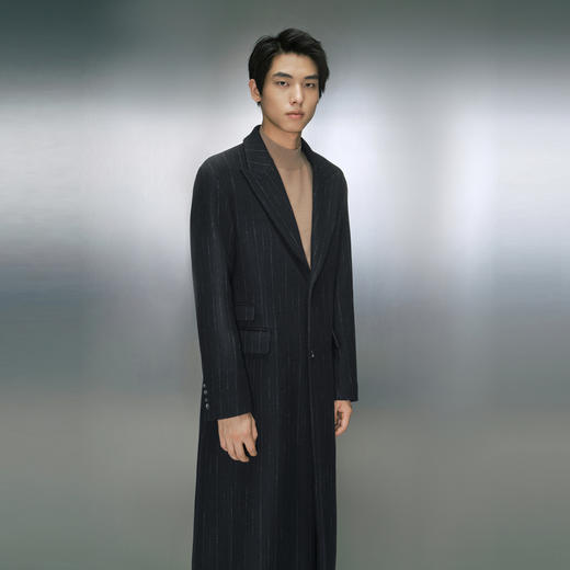 GXG男装冬季热卖藏青条纹呢料长款大衣 GEX12629044 商品图2