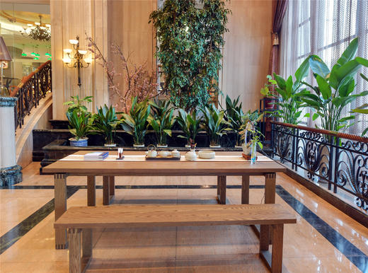 ★老友聚★￥399起/人 连住2晚【桐乡开元名庭酒店(万象汇店)】高级房+早餐+4顿正餐，满10人免费1桌棋牌、KTV！多人数套餐可选，聚会优选~有效期至2025年12月30日 商品图2