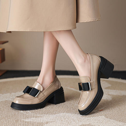 【预售5天】英伦风厚底粗跟单鞋新款百搭黑色春季高颜值小皮鞋HCYYHD&5783 商品图0