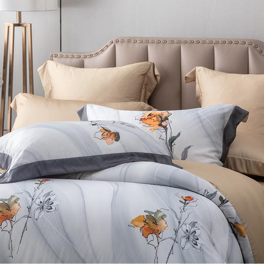 多喜爱 50S天丝四件套 缥缈茹烟/屿香花意绣花工艺 缥缈茹烟 丝滑舒适 刷木印染 奥地利进口兰精天丝 莱赛尔纤维 国风刺绣 礼盒包装 商品图10