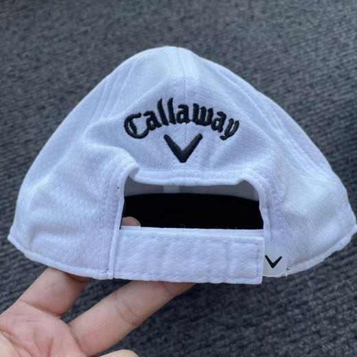 正品卡拉威高尔夫球帽，快干材质，均码头围可调。
黑色，白色
特价 商品图4