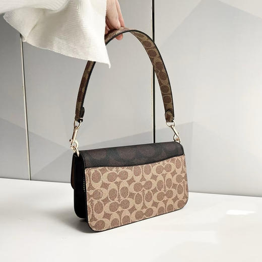 春季特惠💰490 蔻驰COAC新品 CAA83 CX798 经典腋下包Brynn新配色耶 商品图2