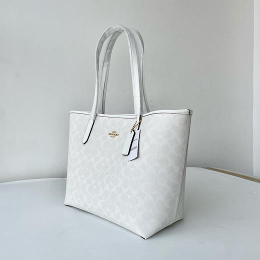 春季特惠💰450 蔻驰City托特包购物袋5696 吸扣设计新款女士托特包/手提/单肩 经典老花包身设计 商品图2