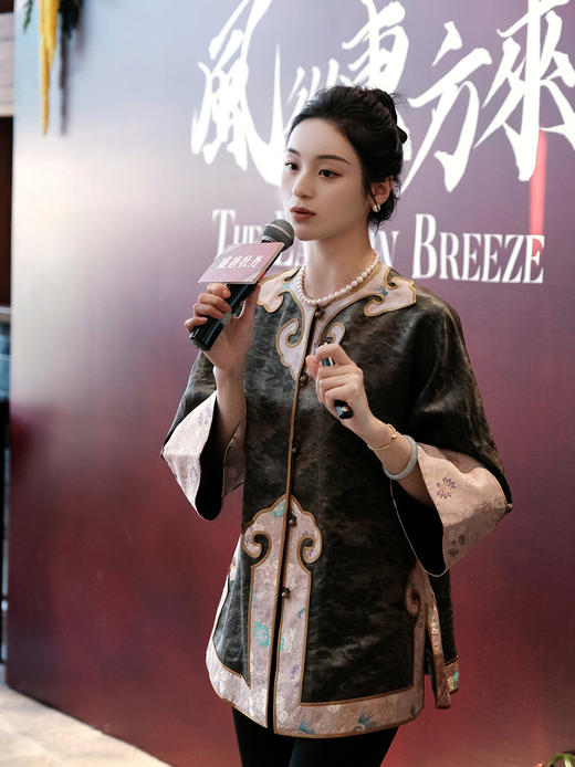 盛唐牡丹盛奢系列| 限量款| 高货-真丝重缎如意对襟上衣(特殊商品不退不换) 商品图4