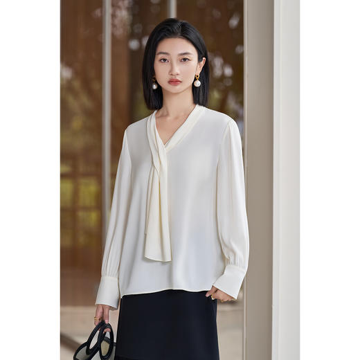 剩S 醋酸缎面垂感衬衫 米思阳2026春季新款轻奢高级感系带上衣女5992 商品图2