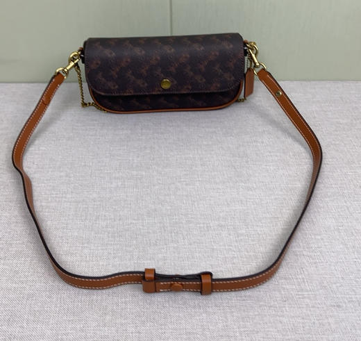 春季特惠💰470 蔻驰Coach新款CAN90 CAN91 CAN92 Brook Chain bag轻巧又耐看的法棍包 商品图2