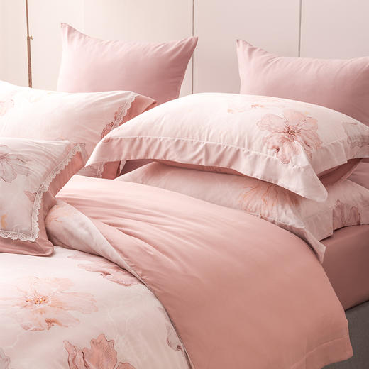 多喜爱 60S兰精天丝四件套-茉婉映瑶【蕾丝花边】【礼盒包装】 如梦丝滑 莹润如真丝 奥地利进口兰精天丝  专利床单 纱支细腻紧密 商品图1