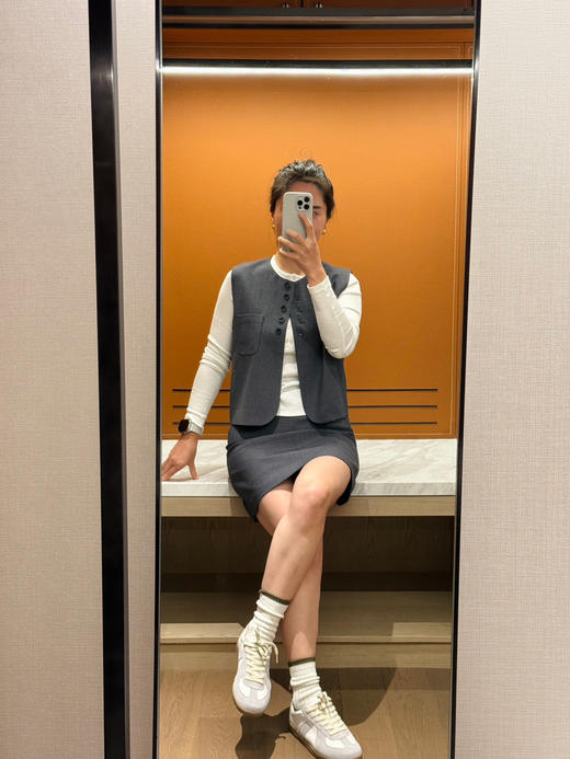 25早春--高品质西装马甲+半裙 套装【包邮+三天无理由退换】 商品图2