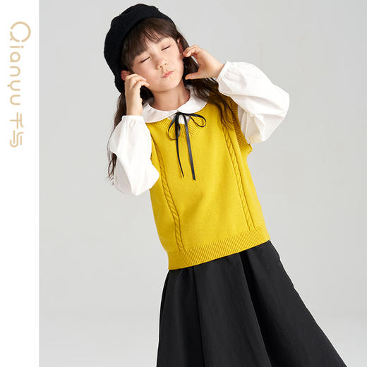 笛莎千与2025春季新款男女童同款时尚v领针织背心马甲 商品图0