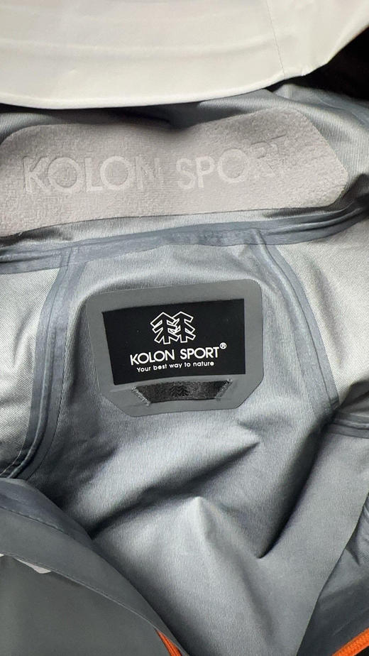 原单正品KOLON   SPORT 1992多功能先行者轻盈冲锋衣
采用70D GORE-TEXC-KNIT面料  防风 防水 透湿 耐磨强大多功能
尺码M-XXL 商品图11