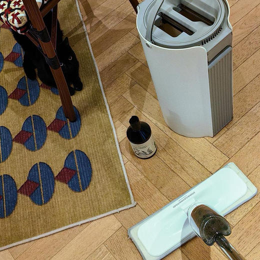 [屁侠推荐]新西兰LYCOCELLE绽家地板清洁剂 地板瓷砖专用 升级浓缩版 1：100稀释使用 每个订单赠送一个250ml喷瓶 商品图0