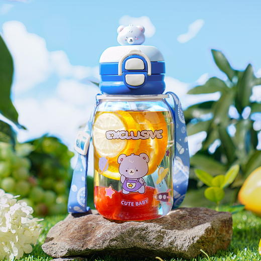 【双饮随手杯，潮饮新定义~】可爱卡通宝宝水杯 儿童双盖塑料杯子 幼儿园小学生创意斜跨背带水壶-QQ 商品图6