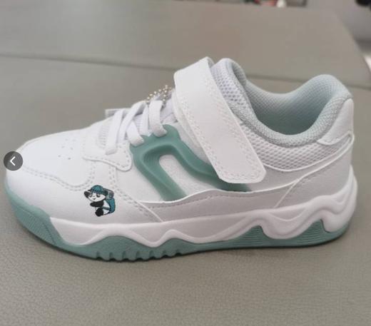 安踏儿童2025新款女小童休闲百搭奶昔板鞋魔术贴运动鞋312529932 商品图0