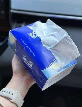 会变身成车载香薰的纸巾