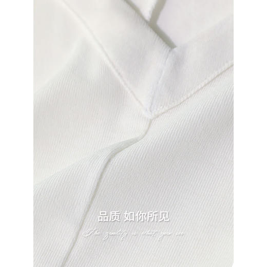 COCOBELLA简约微透视白色V领短袖T恤女夏蝙蝠袖针织衫TS7081 商品图4