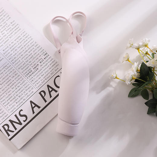 美奈川 无痕蚕丝小V领裸感文胸 BRA11469 商品图6