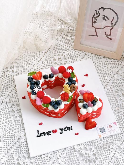 红丝绒爱心蛋糕【2-4人吃】 商品图0