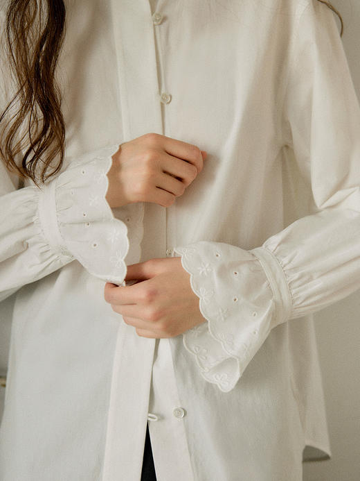 【现货】Even Vintage|100%新疆长绒棉 多巴胺刺绣花边甜美复古感秋冬衬衫 商品图4