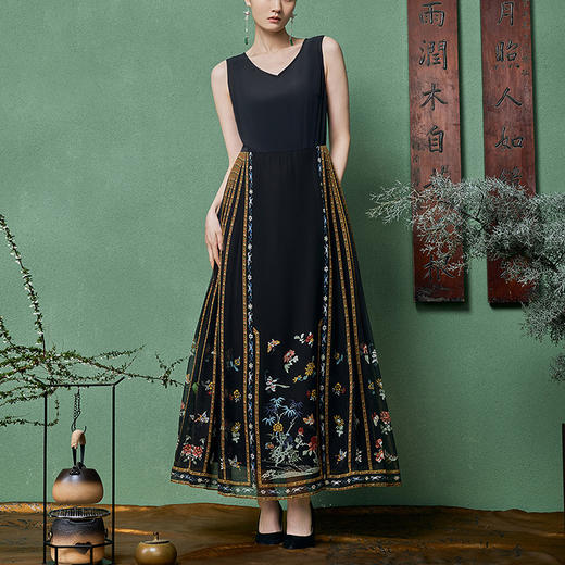 【林栖设计小店】【孟庭苇同款】真丝轻凉马面连衣裙印花黑色新中式2025春季新品长裙女1951066 商品图1