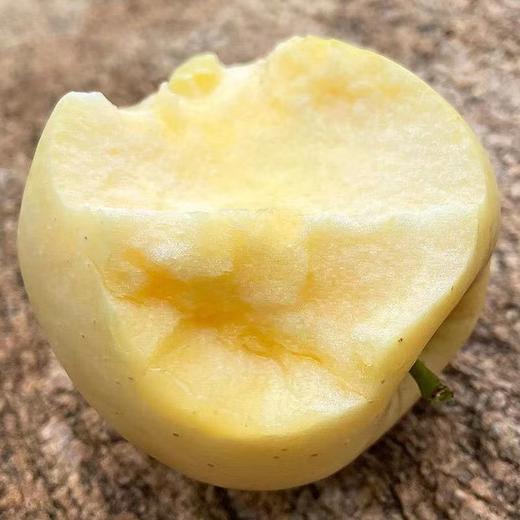 【分仓直发包邮】山东烟台奶油富士苹果精品果4.5-5斤（8-9枚）礼盒装 商品图1