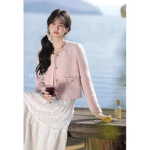 鹿向南 「千金玛德琳」 粉色短外套L52810 商品图4