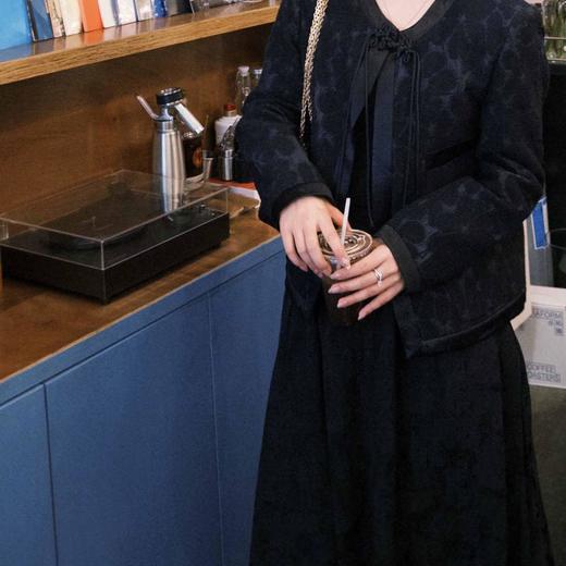 顺丰包邮洛诗琳35257国风羊毛提花拼接口袋盘花一粒扣外套220338 商品图0