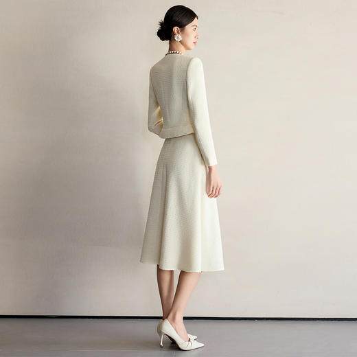 IWY/米色西装套装女高级感美容院接待职业套裙秋冬通勤商务裙工作服25CS708 商品图4