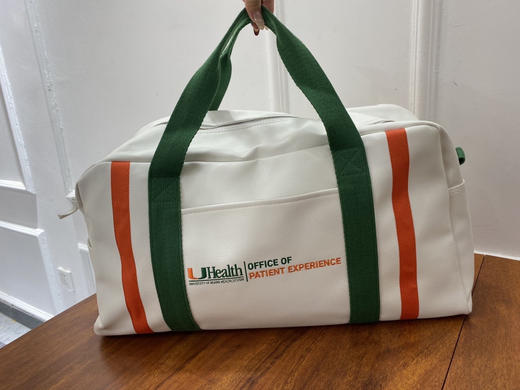 外贸订单UHealth出的一款包，大旅行包，衣物包

这东西在市面上真的看不到，国内代工的，质量特别特别好 商品图3