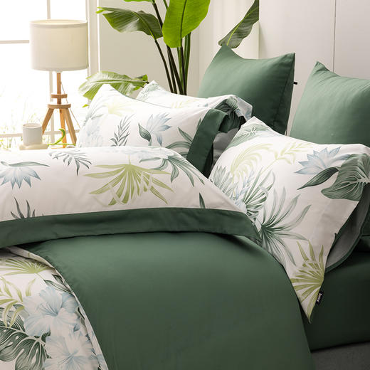 多喜爱 60S贡缎长绒棉四件套-棕榈诗篇 【礼盒包装】美式轻奢 芬纳诺抗菌 60S长绒棉 贡缎工艺 专利床单 双边设计 商品图2