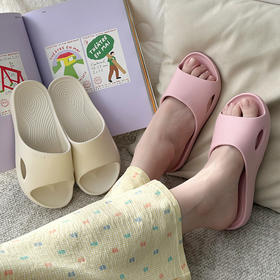 老米优品🎈情侣款【2025新款】优调 足弓凉拖UXT1359  人体工学设计，支撑足弓，前掌后跟缓震，缓解平衡足压，久穿不易累脚；加深纹理，无惧湿滑地面；