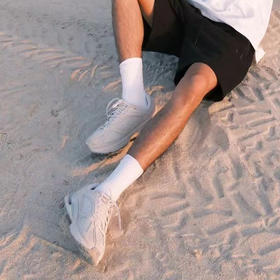 【12.13圣诞专享礼遇】
安德玛男款UA HOVR Apparition RTRFTR SD运动休闲鞋3027596-100