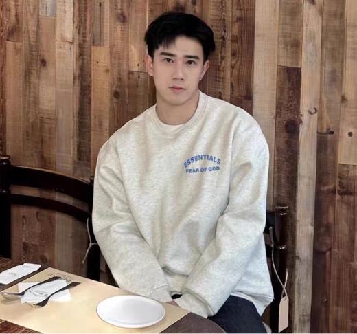 点此购买 FOG男女款硅胶植绒印花重磅高街圆领卫衣 md 309138 商品图1