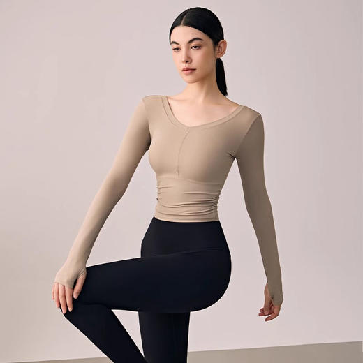 跃牌【倚窗听雨】系列 NUF新款瑜伽服上衣女带胸垫褶皱紧身显瘦长袖T恤CX80 商品图4