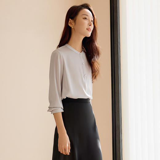 玳莎重磅真丝小立领衬衫女2025年春季新款百搭宽松通勤长袖上衣  FA31304 商品图1
